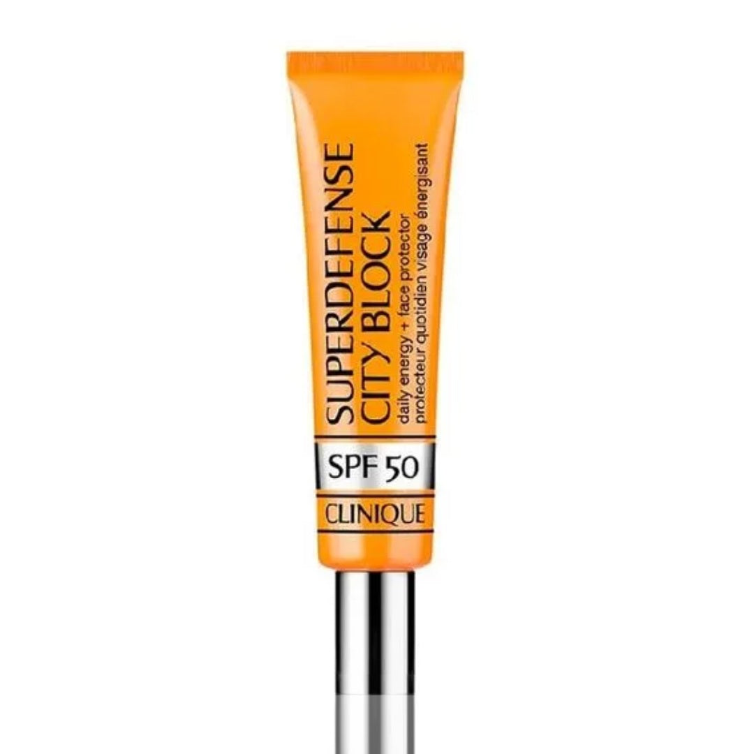 CLINIQUE - SUPERDEFENSE CITY BLOCK SPF50