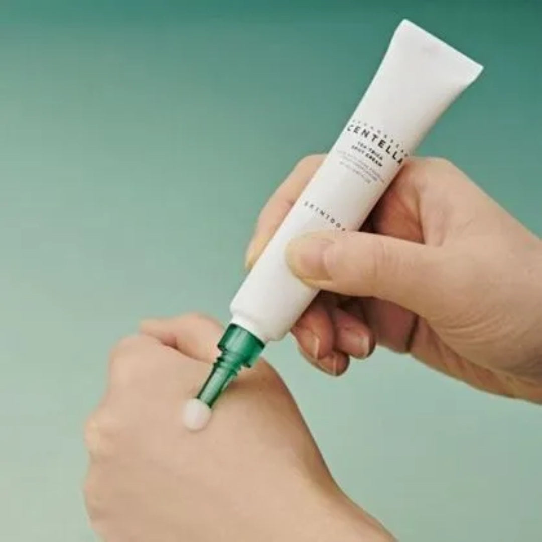 SKIN1004 - MADAGASCAR CENTELLA TEA-TRICA SPOT CREAM